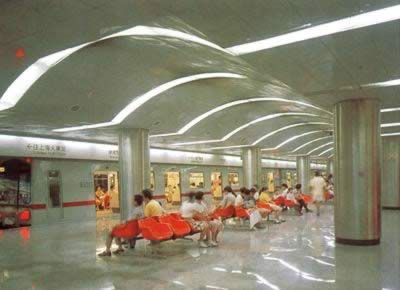 上海开始全力开发浦东(Lsjt.org)