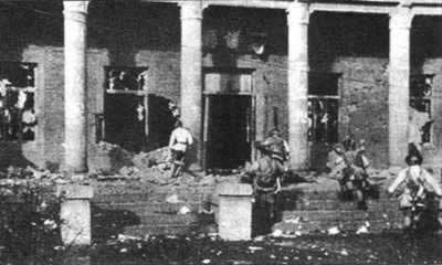 林彪指挥冬季攻势，歼蒋军十五万(历史今天lsjt.org)