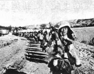 林彪指挥冬季攻势，歼蒋军十五万(历史今天lsjt.org)