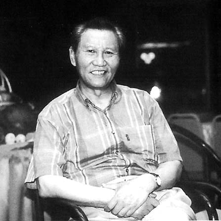 音乐大师彭修文逝世