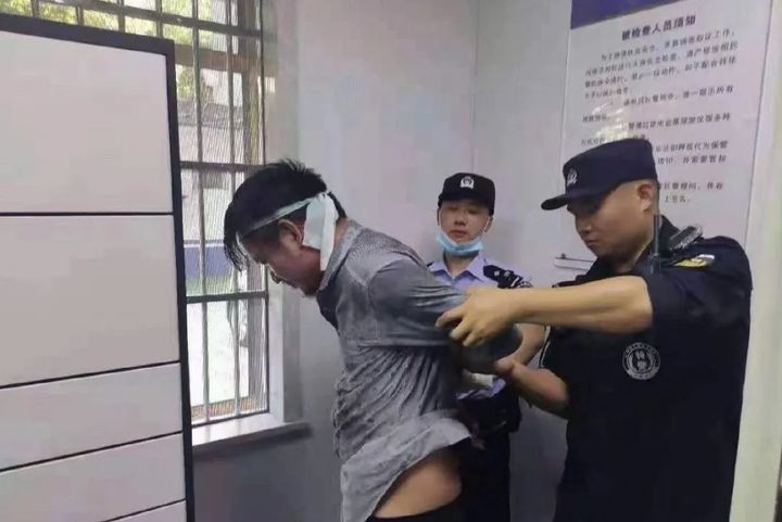 002.jpg