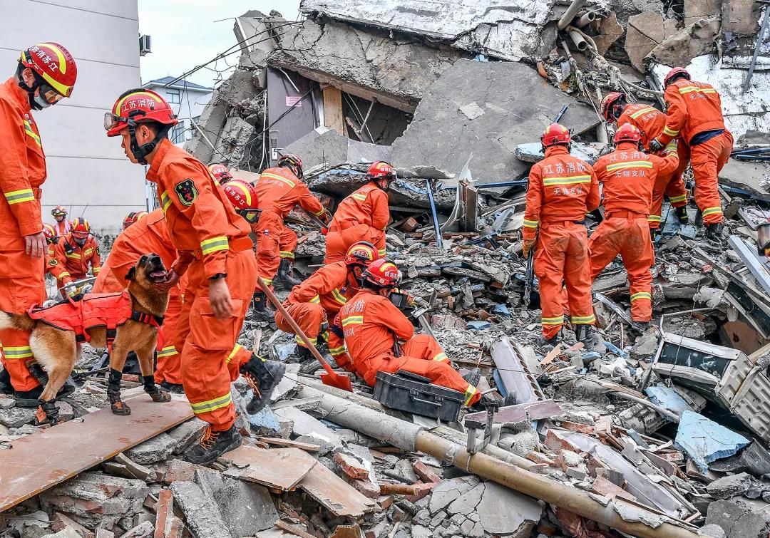 苏州市吴江区四季开源酒店辅房发生坍塌事故致17人遇难